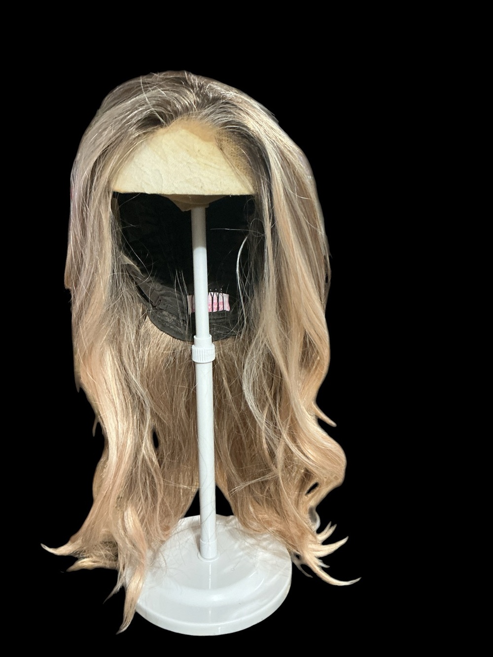 CSC Cloud. Blonde Long Wavy Women's Wig - Natural Blonde